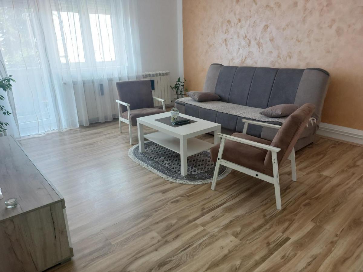 Apartman Centar Сремска-Митровица Экстерьер фото