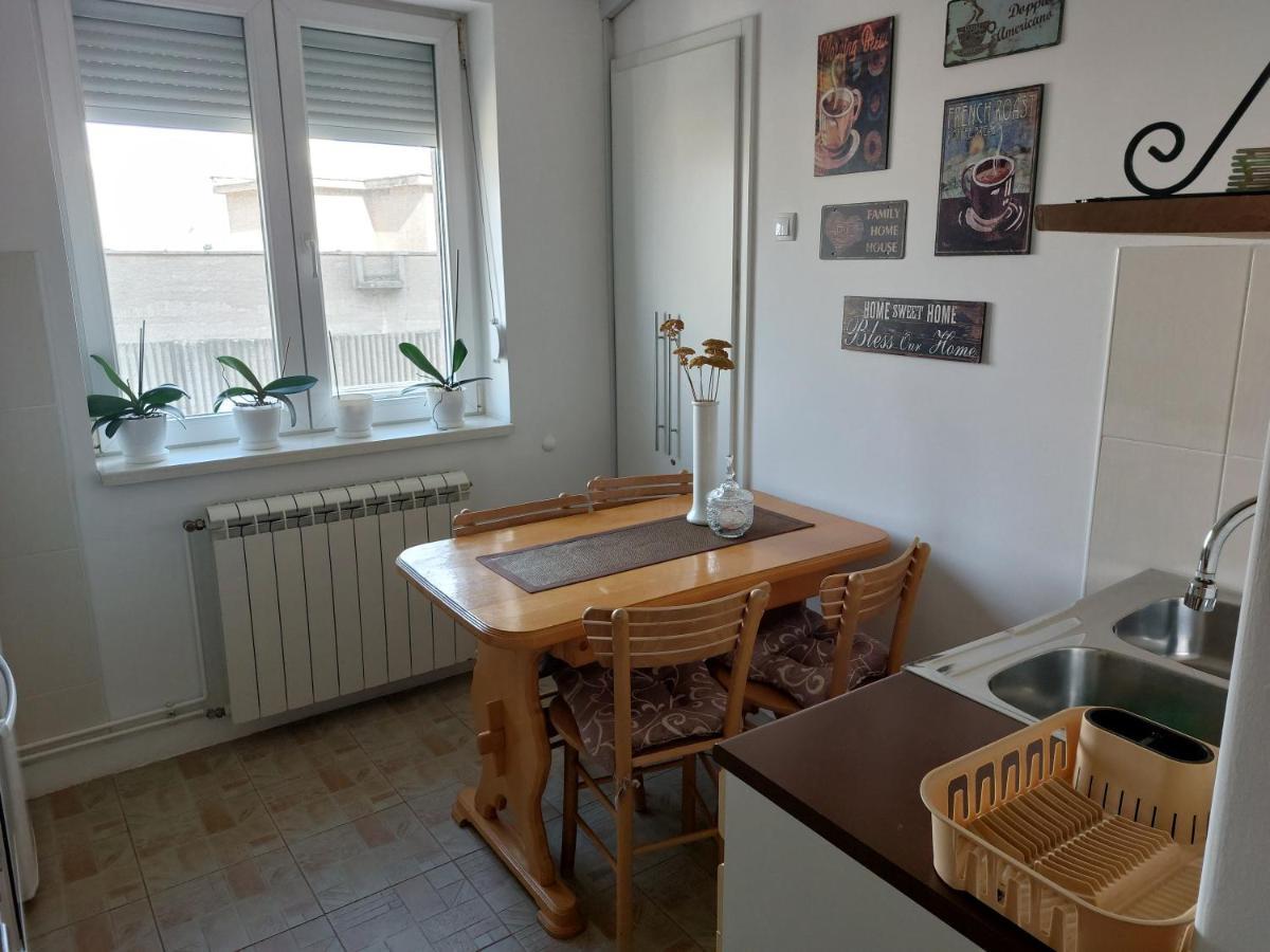 Apartman Centar Сремска-Митровица Экстерьер фото