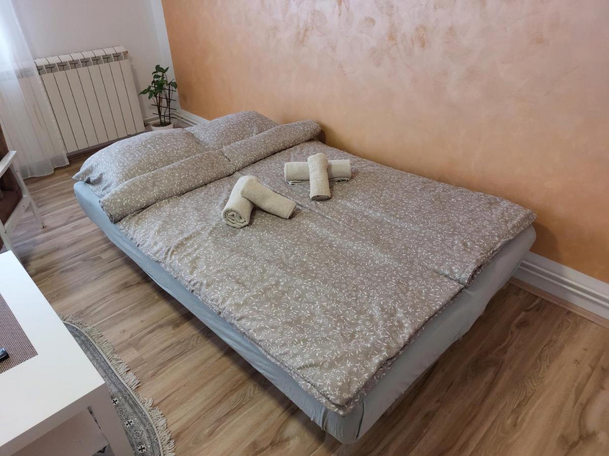 Apartman Centar Сремска-Митровица Экстерьер фото